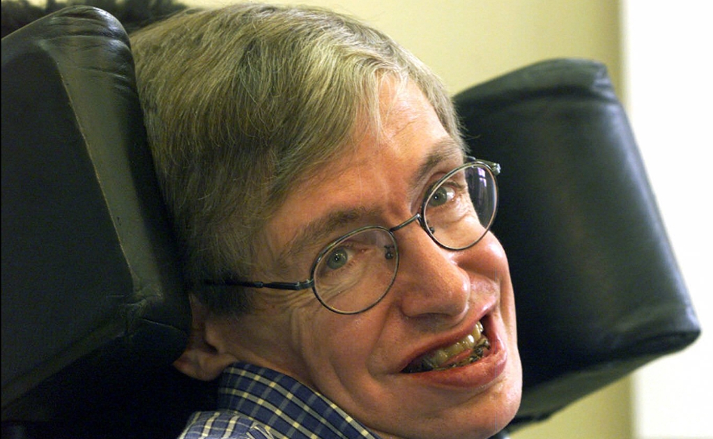 La voz de Stephen Hawking, su herramienta y su sello