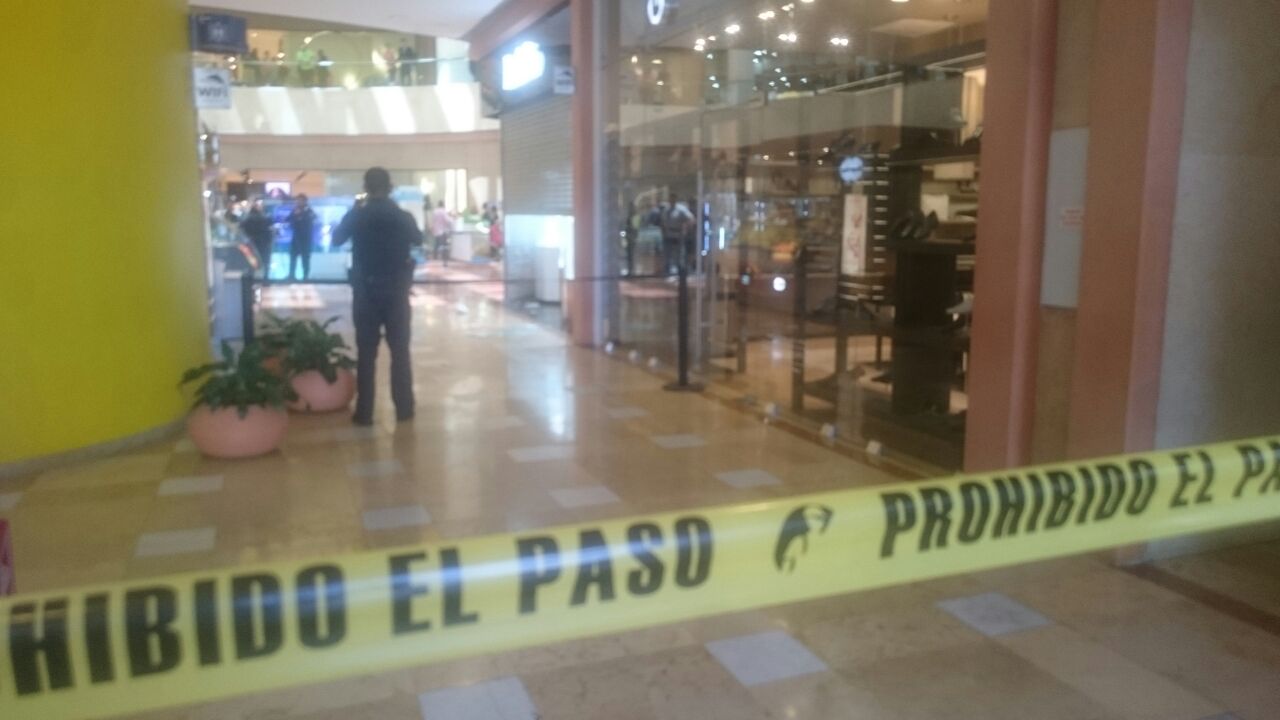 Asalto en joyería de Plaza Galerías Querétaro