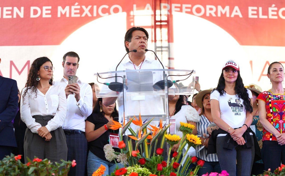 Mario Delgado secunda a AMLO: dice que votar contra Reforma Eléctrica sería "traición a la patria"