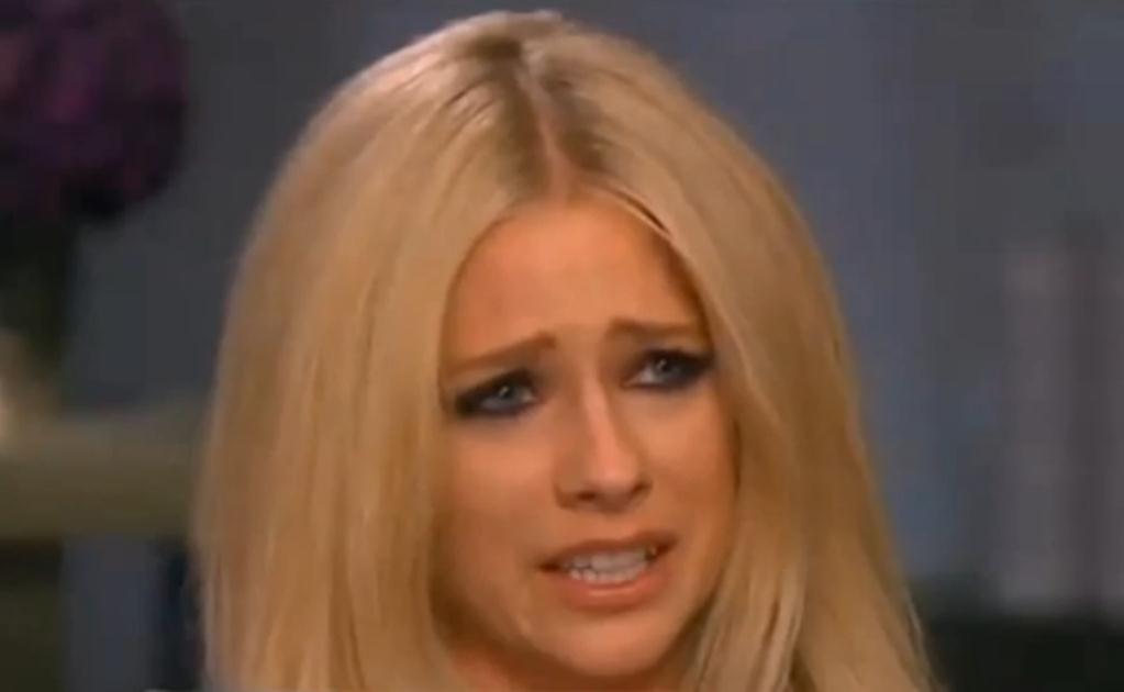 Avril Lavigne llora al hablar de la enfermedad que padece