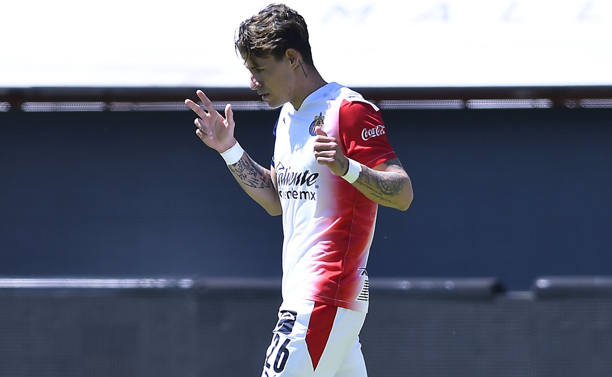 Cristian Calderón reaparece con Chivas y marca con la Sub 20