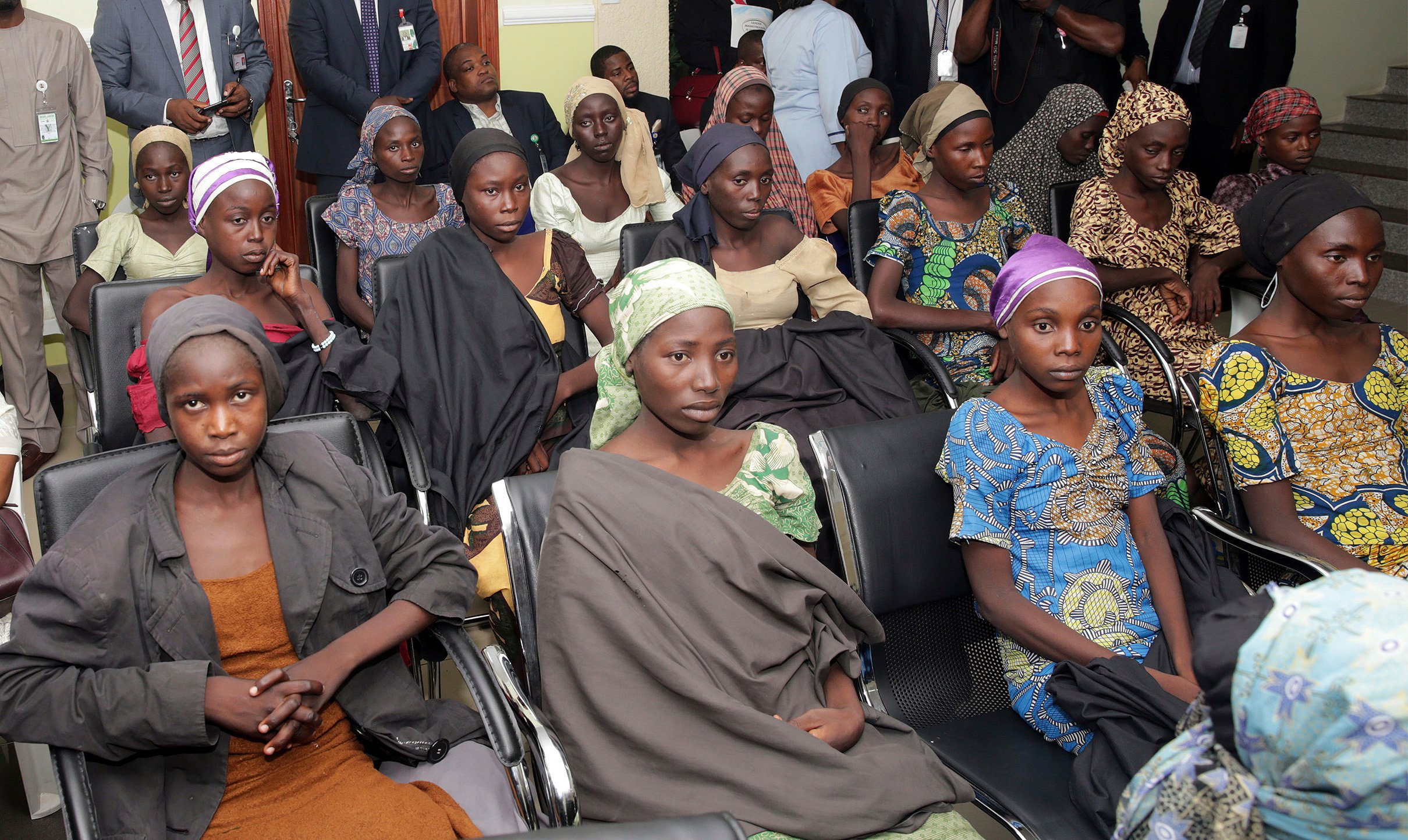 Cien niñas quieren quedarse con Boko Haram, asegura líder local 