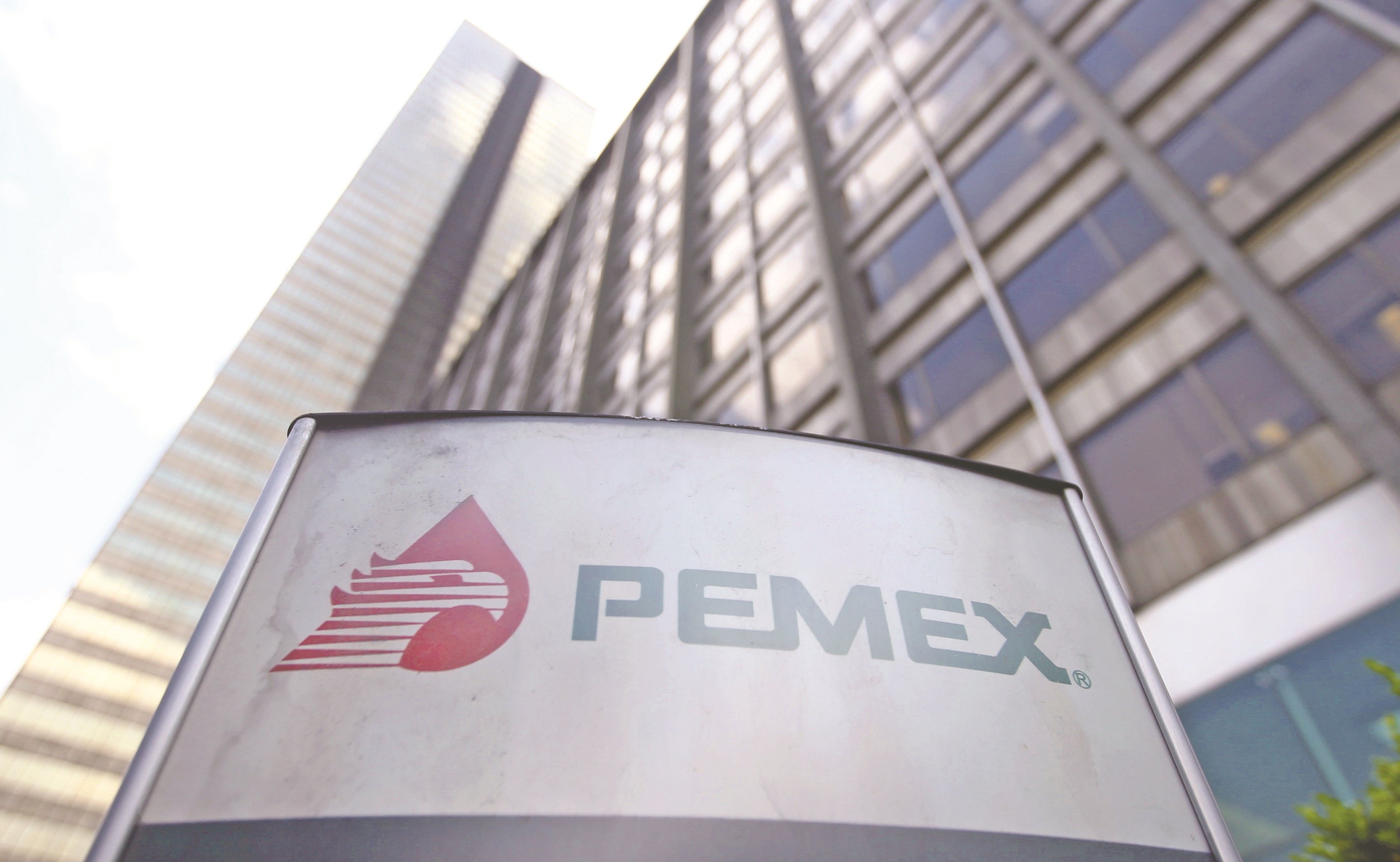 En Pemex ganarán más que el presidente