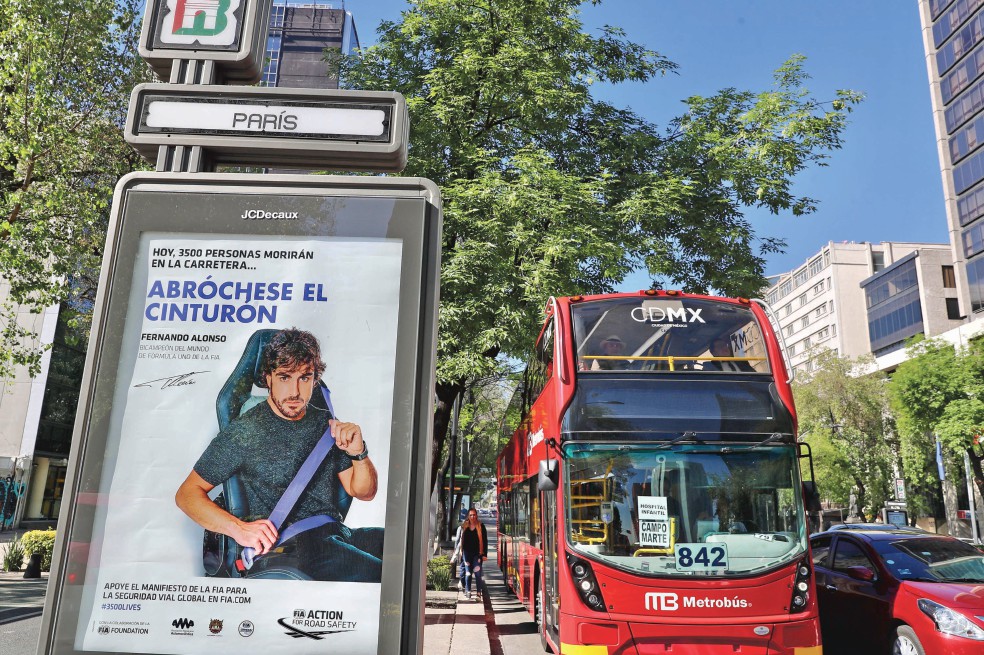 Retirarán publicidad de la L7 del Metrobús 