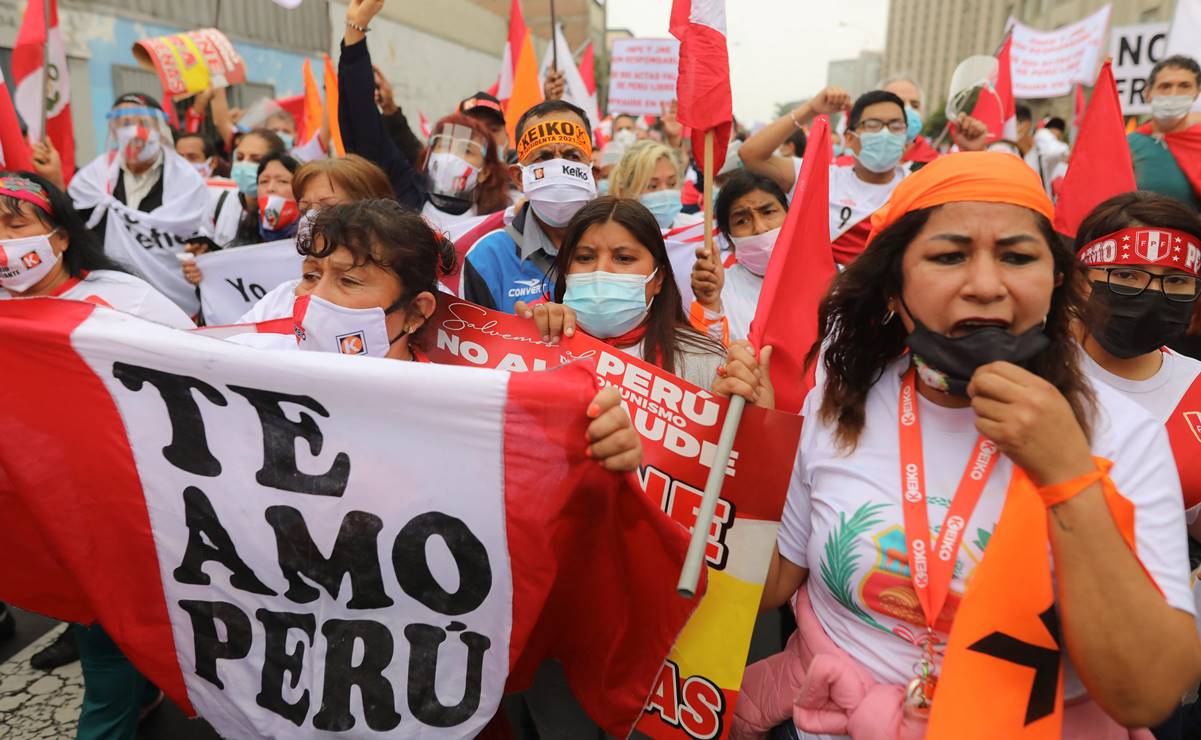 Perú cumple una semana sin saber quién será su nuevo presidente 