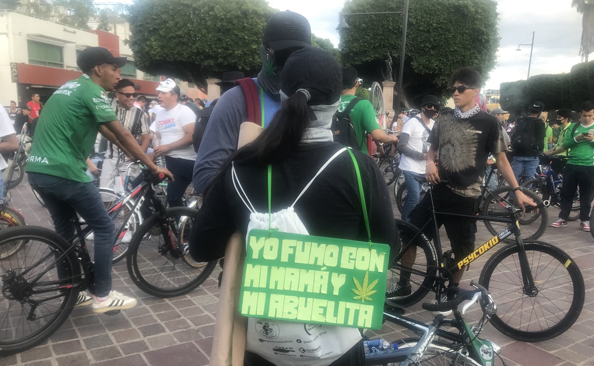 Más de 2 mil personas protestan a favor de la legalización de la marihuana en León