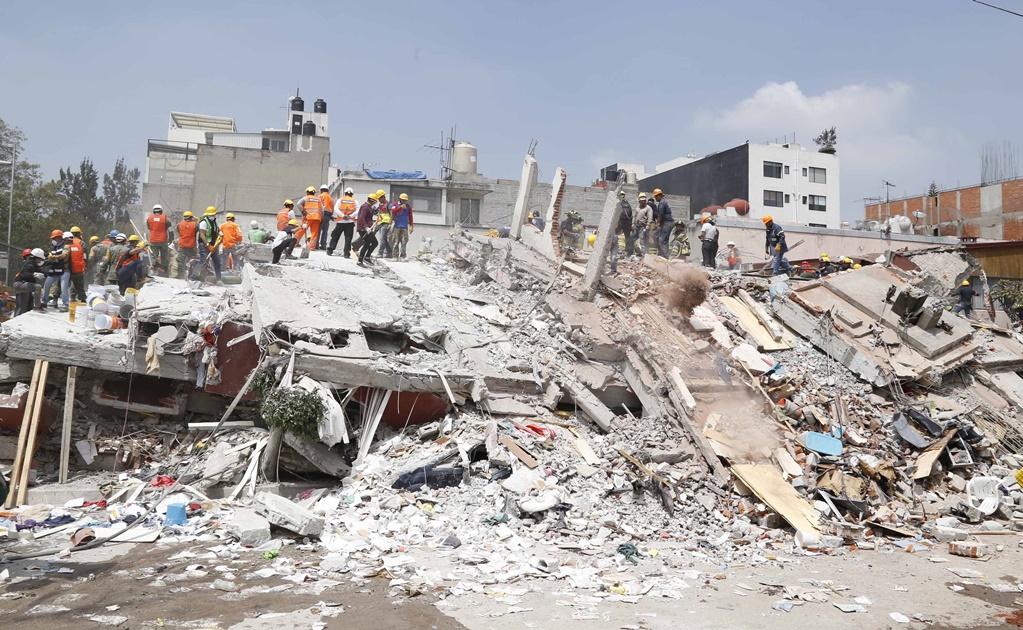 Protección Civil reporta 233 muertos tras sismo de 7.1