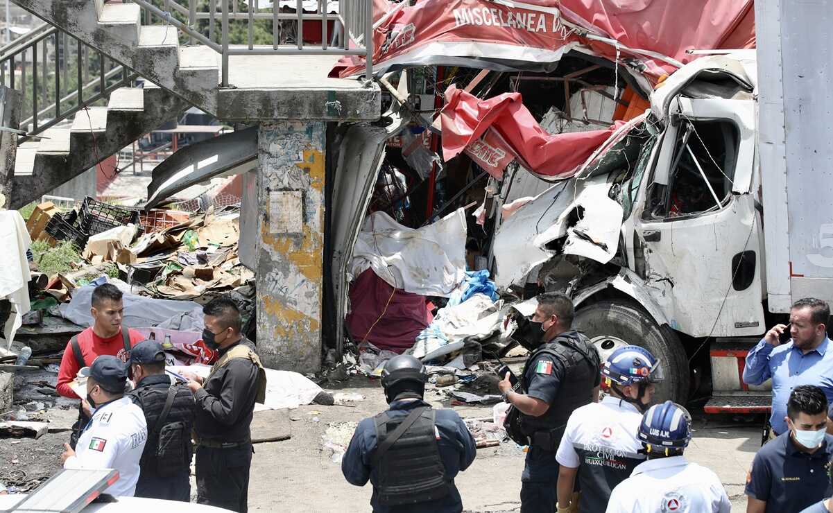 Vinculan a proceso a conductor de camión que atropelló a 5 personas sobre la carretera Naucalpan-Toluca