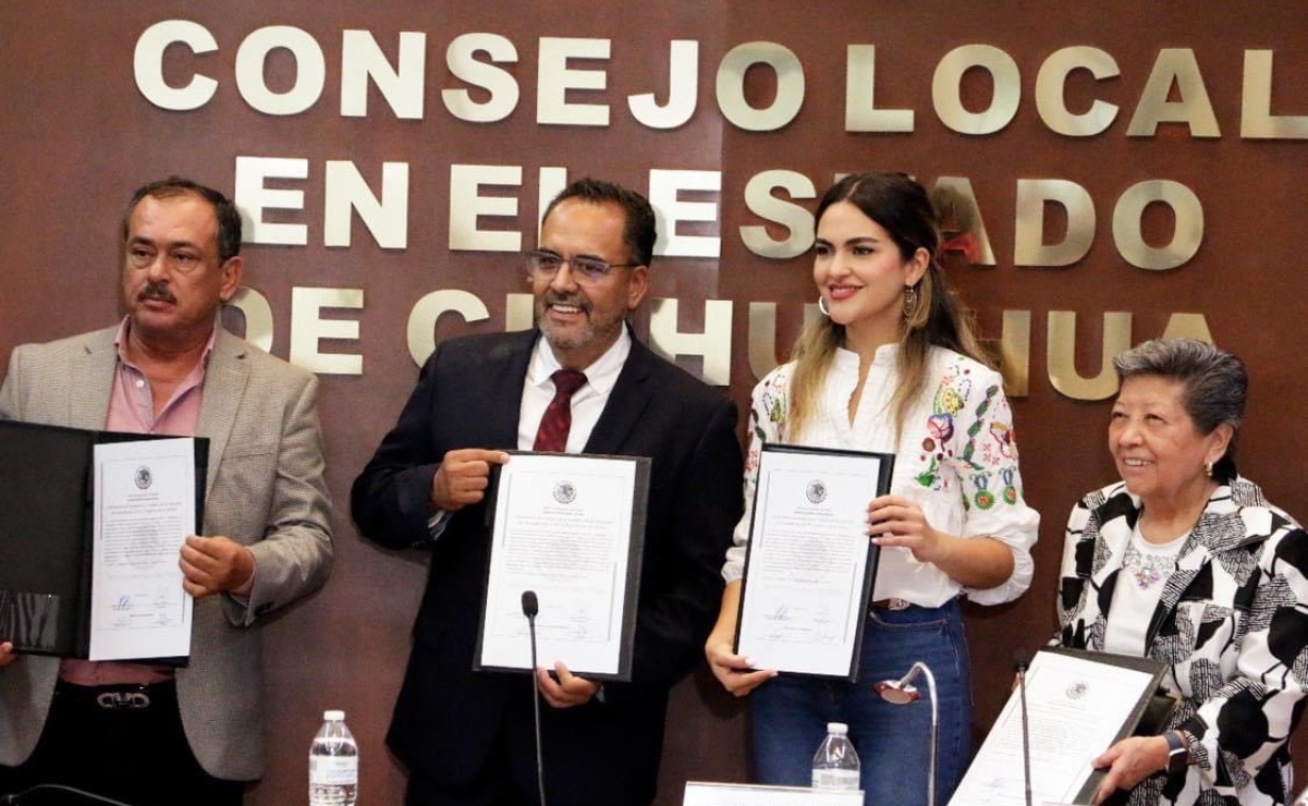 Reciben Andrea Chávez y Juan Carlos Loera constancia de mayoría por el Senado en Chihuahua