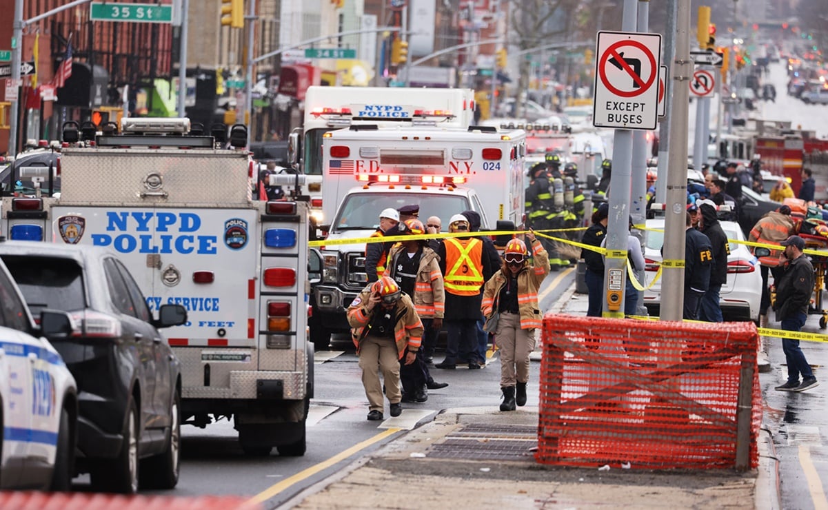 Reportan varios heridos durante tiroteo en el Metro de Nueva York
