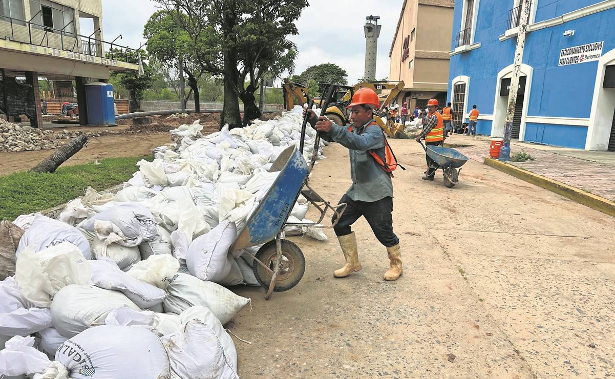 Se anticipan a la crecida del río Grijalva