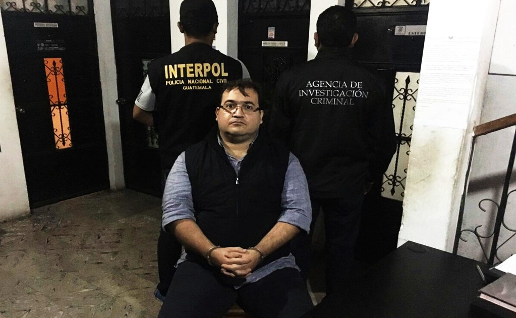 Javier Duarte, exgobernador de Veracruz, tramita amparo contra orden de aprehensión 