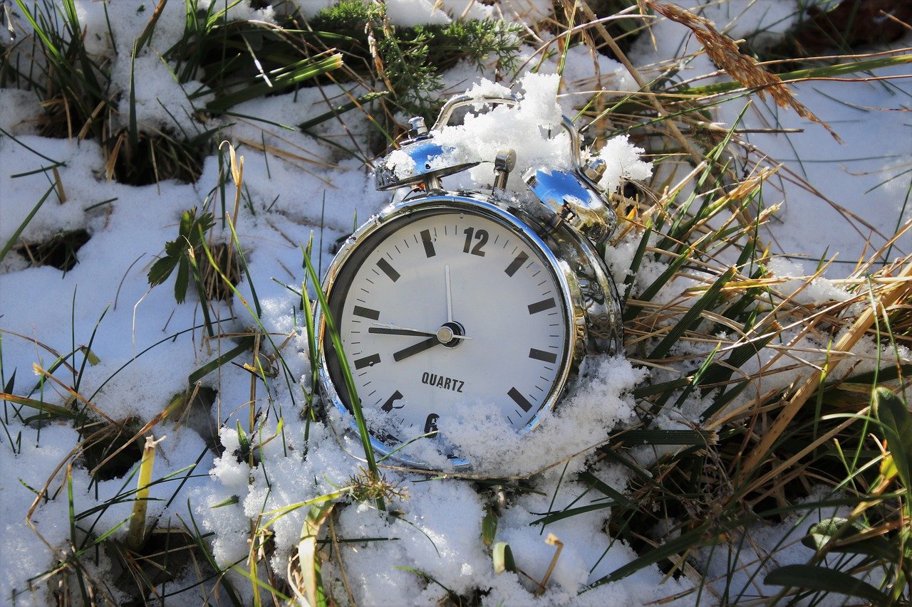 El domingo inicia horario de invierno en EU; ¿en México se cambia de hora?