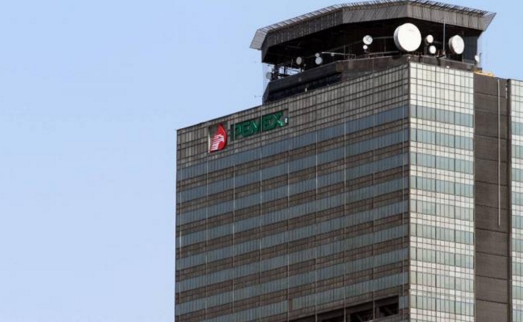 "La situación se complica día con día"; Latinus expone correos de Pemex sobre adeudos a empresas