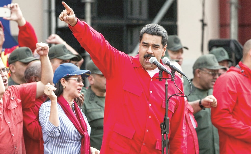Chavismo convoca movilización para defender a Maduro