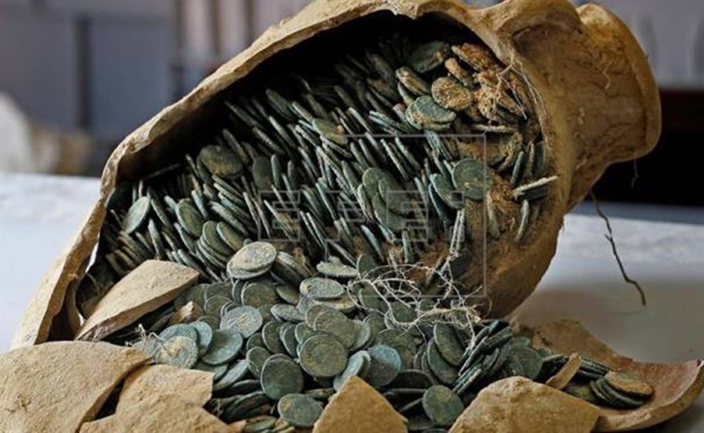 Hallan tesoro con 600 kilos de monedas romanas