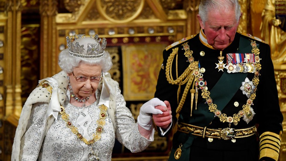 Reina Isabel II: la silenciosa transición que comenzó en Reino Unido entre la monarca y el príncipe Carlos