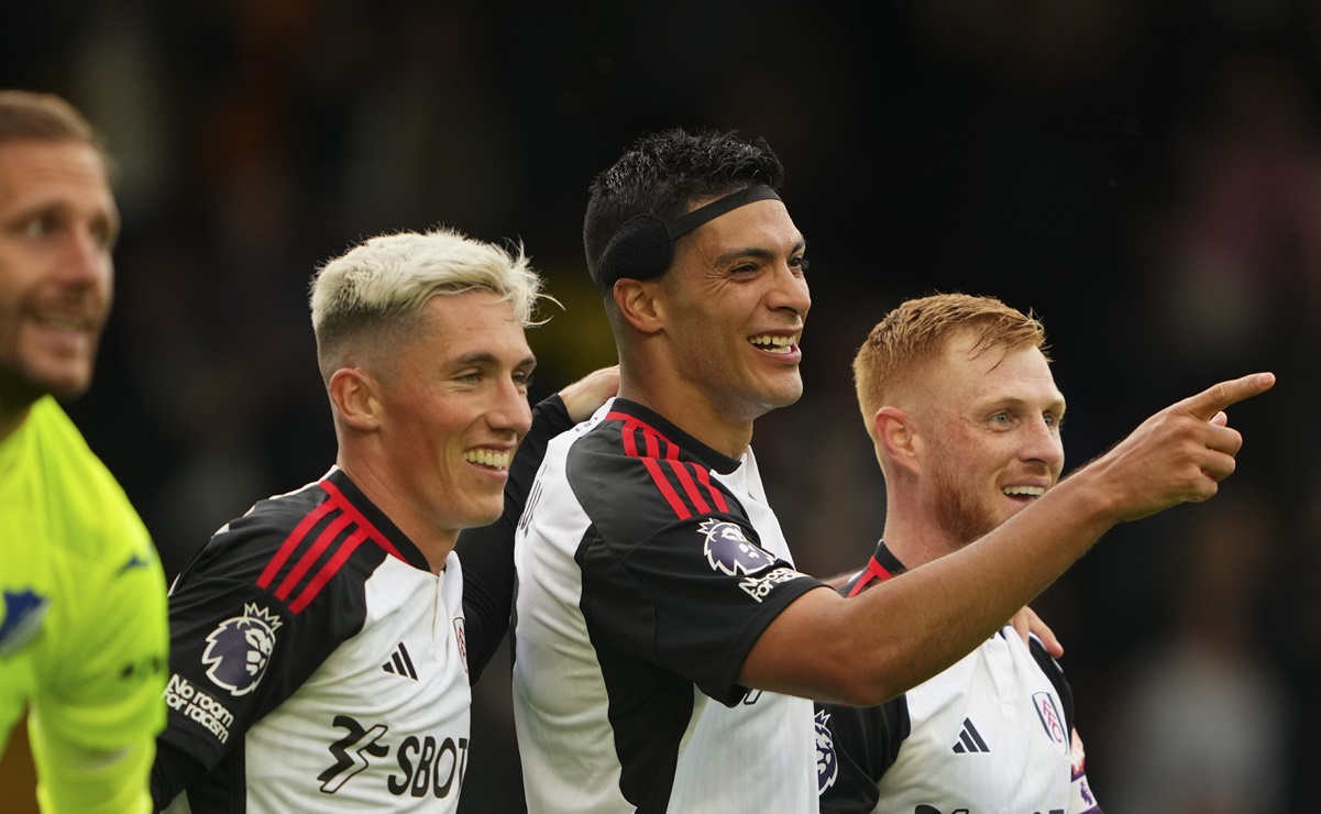 Raúl Jiménez anota su primer gol como delantero del Fulham