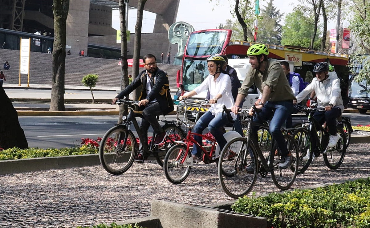 Inauguran sendero compartido entre ciclistas y peatones en Paseo de la Reforma 