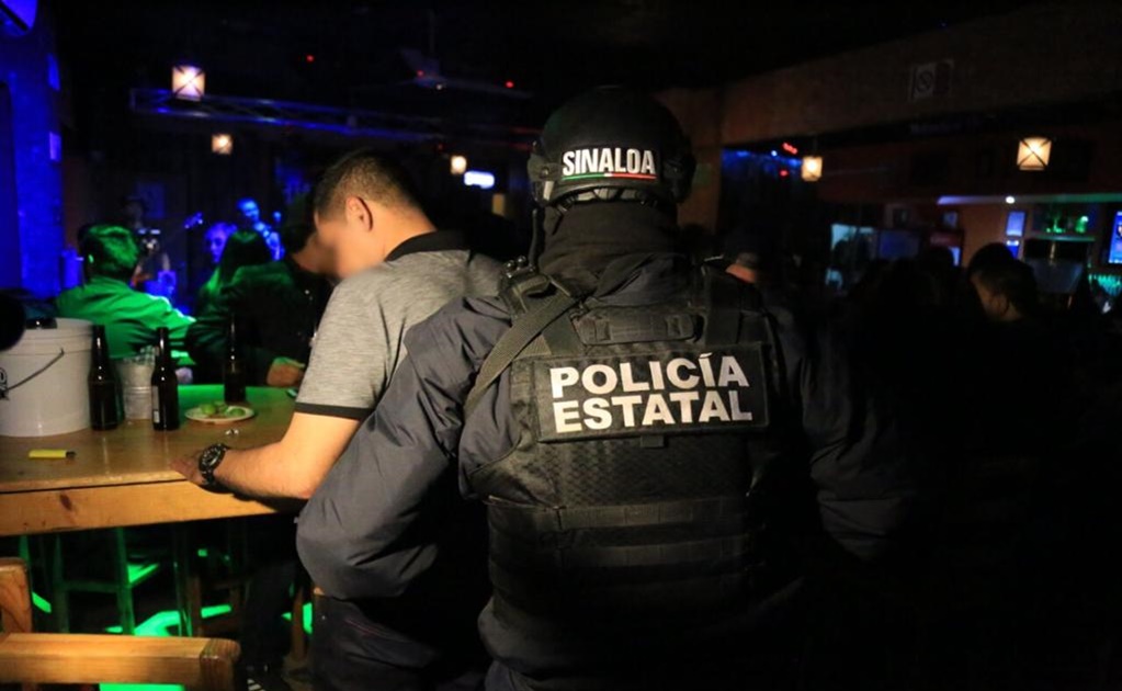 Detienen a tres y clausuran centro nocturno durante operativo en Sinaloa