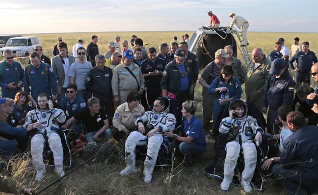 Regresan astronautas luego de 199 días en el espacio