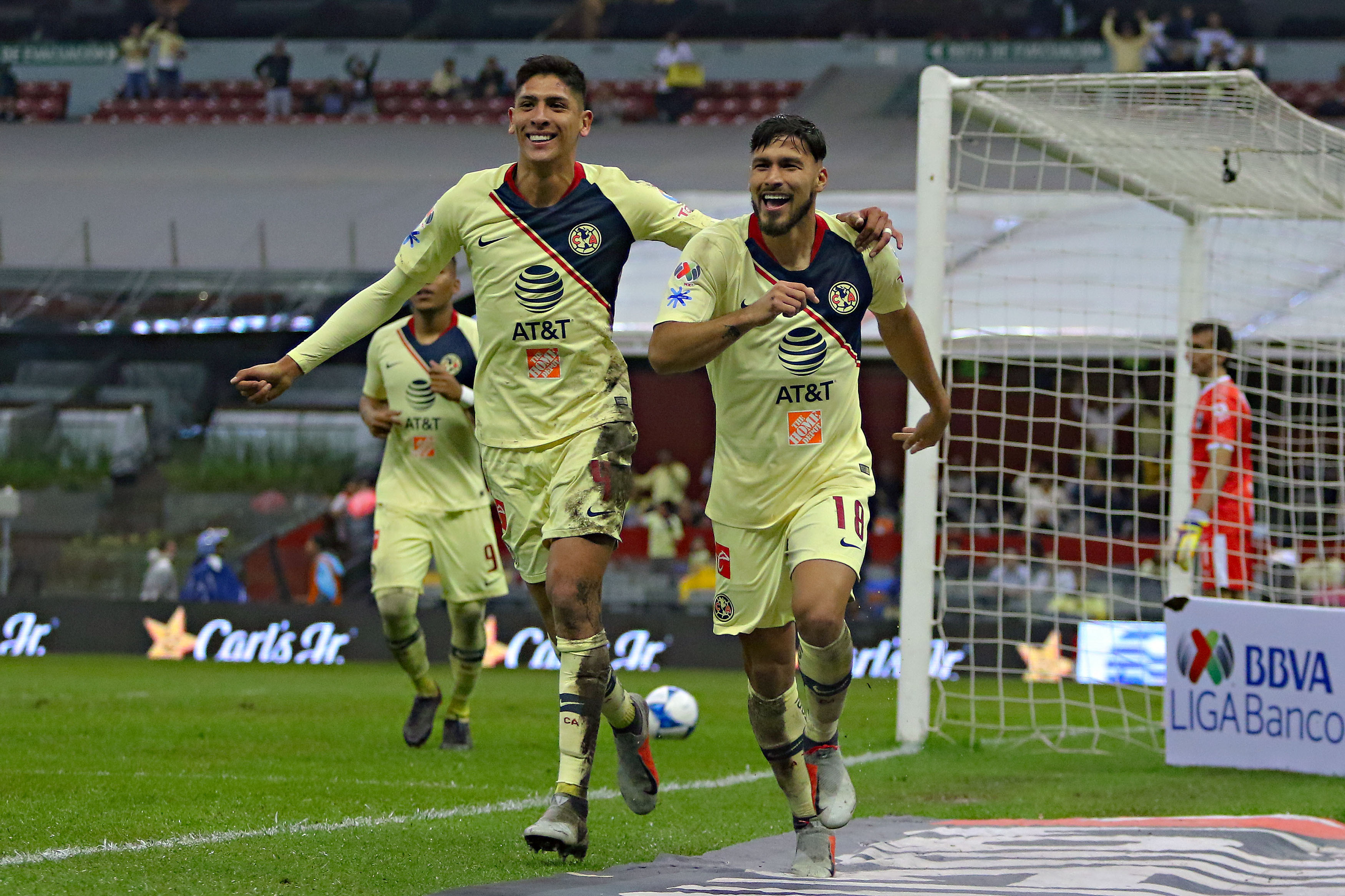 América 'aplasta' a los Pumas en Internet 