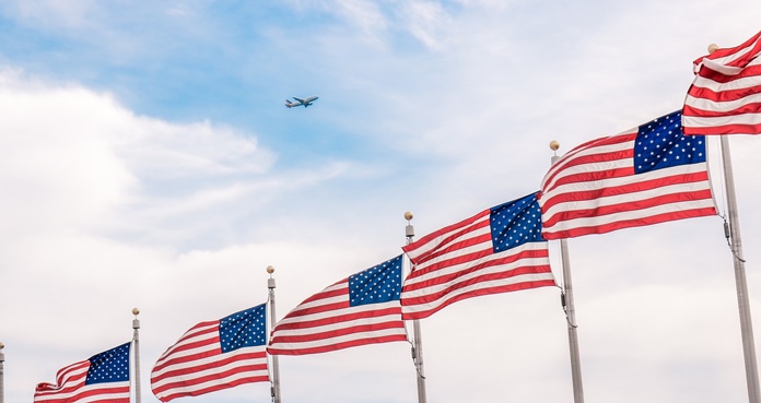 ¿Cómo conseguir boletos de avión baratos para el 4 de julio? 