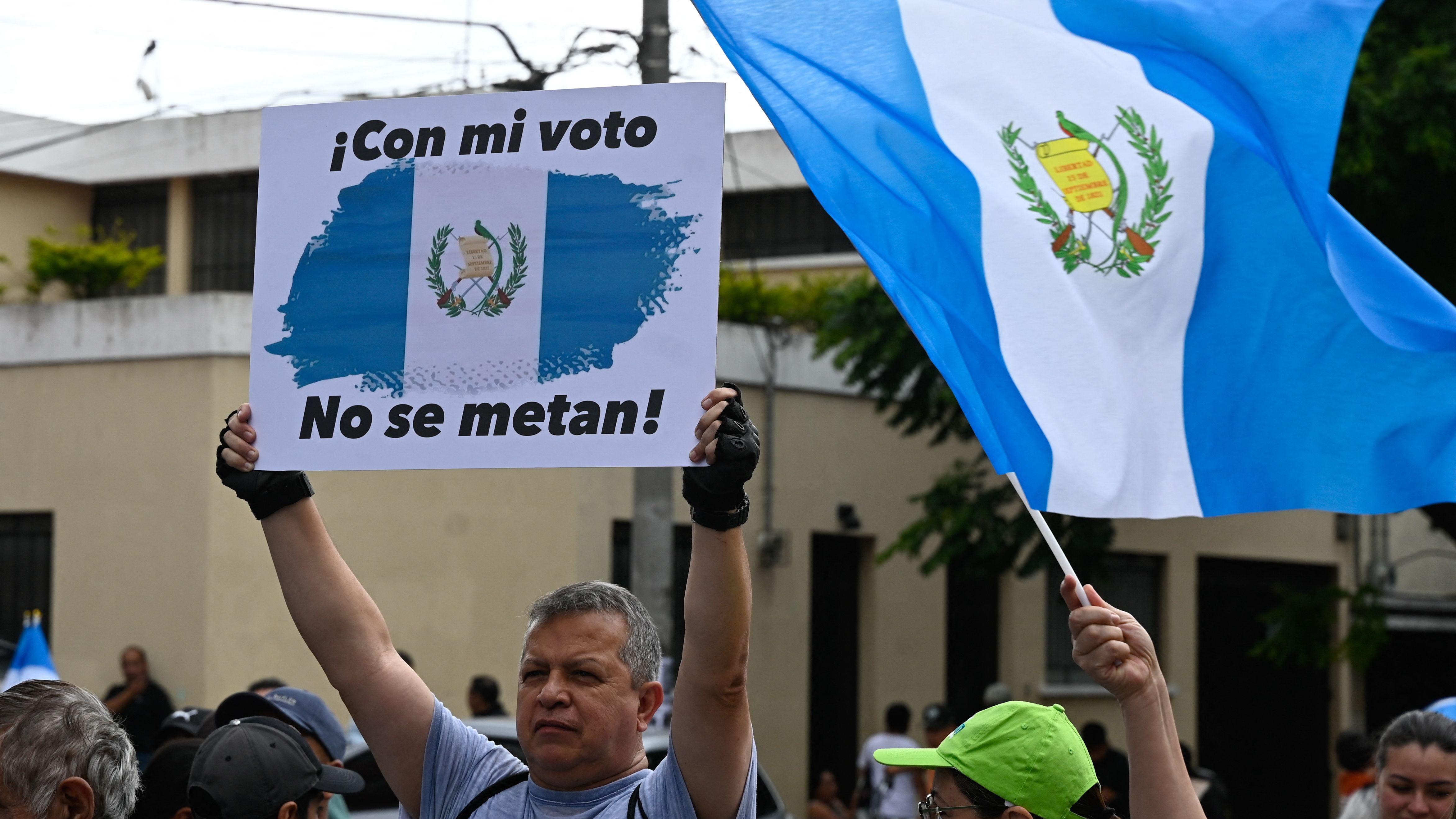 La OEA no detecta irregularidades en revisión de las actas electorales de Guatemala