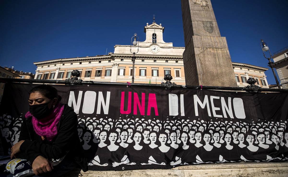 Con relojes inteligentes buscan proteger a mujeres víctimas de violencia en Italia