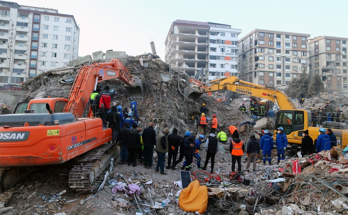 Líder religioso judío asegura que el terremoto de Turquía y Siria es "justicia divina"