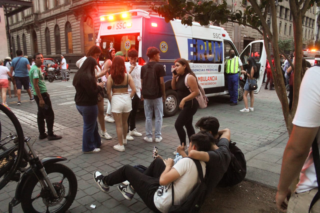 "Vocafest": la fiesta con bebidas adulteradas que terminó con jóvenes intoxicados en un bar de la CDMX; esto sabemos