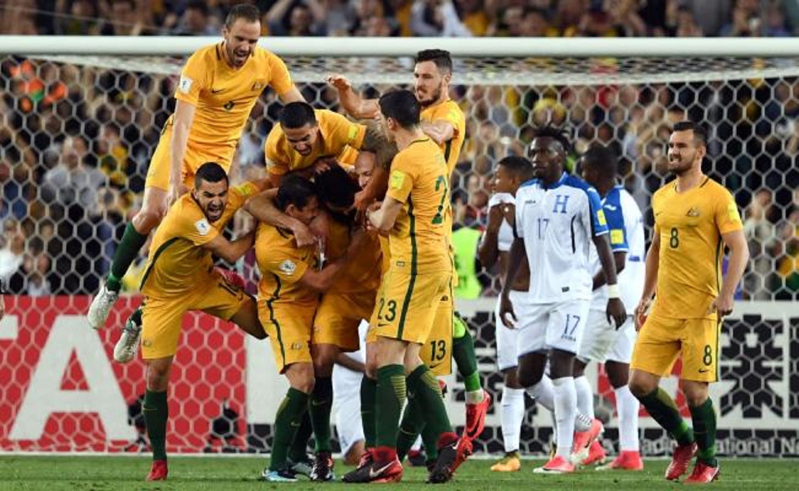 Australia clasifica al Mundial tras ganar a Honduras en repechaje