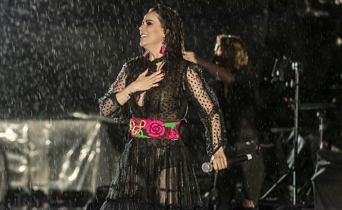 Como nunca antes, Edith Márquez ofrece concierto en medio de tormenta en la CDMX 