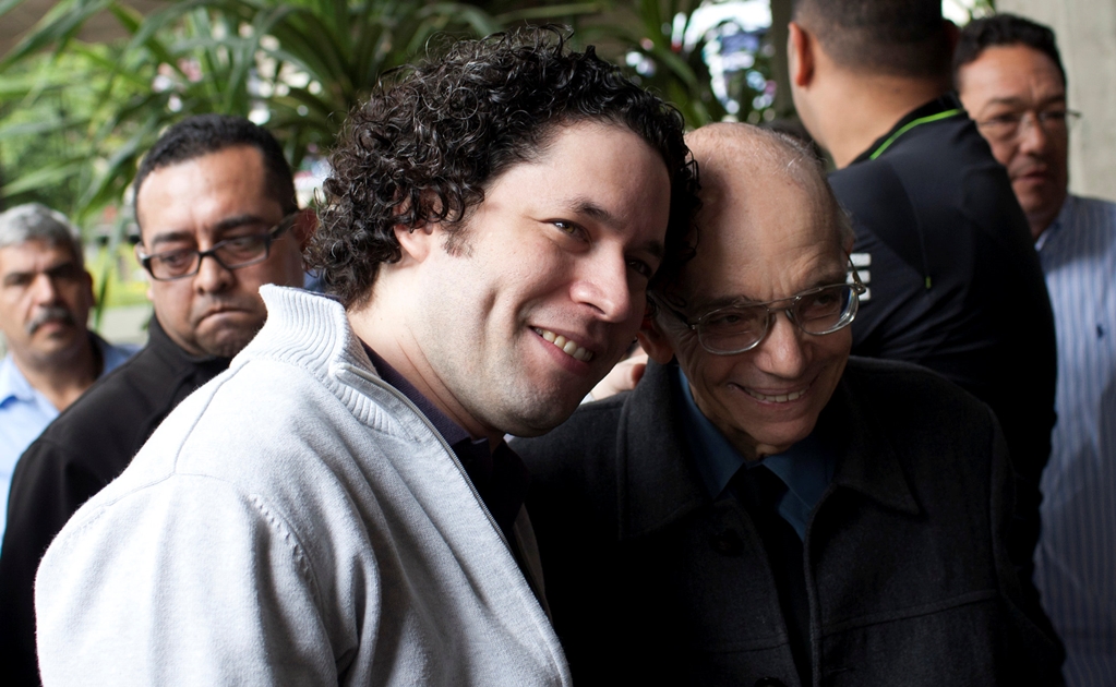 Gustavo Dudamel dedica emotivo mensaje a José Antonio Abreu