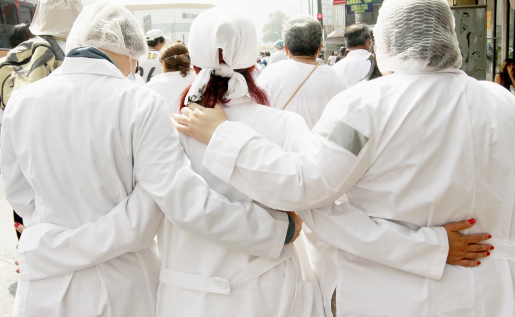 Medical interns to national strike in Mexico