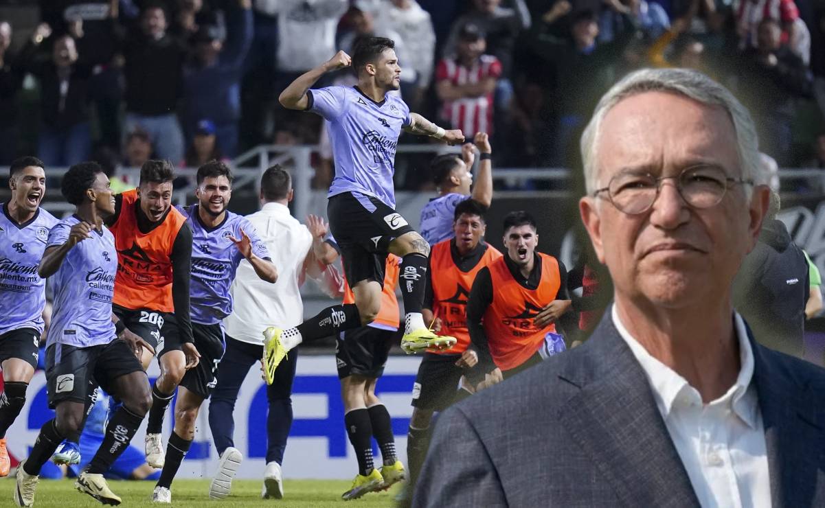 Ricardo Salinas Pliego explotó contra sus jugadores por 'regalarle' un gol a las Chivas: 'Fue cagante el penalti'