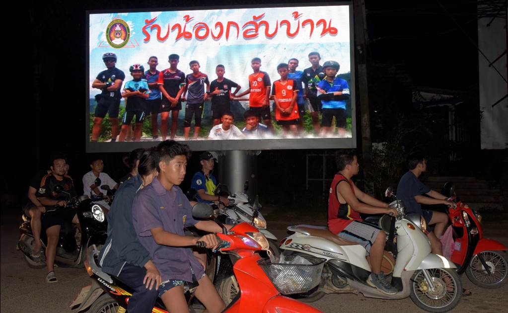 Niños rescatados en cueva de Tailandia no podrán estar en la final del Mundial 
