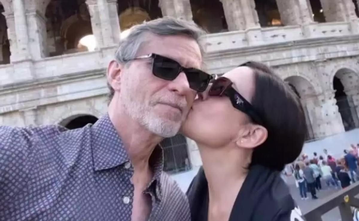 Humberto Zurita reacciona a críticas por diferencia de edad con Stephanie Salas