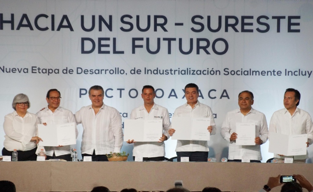 Firman 9 gobernadores el Pacto Oaxaca, para desarrollo de los estados del sur-sureste
