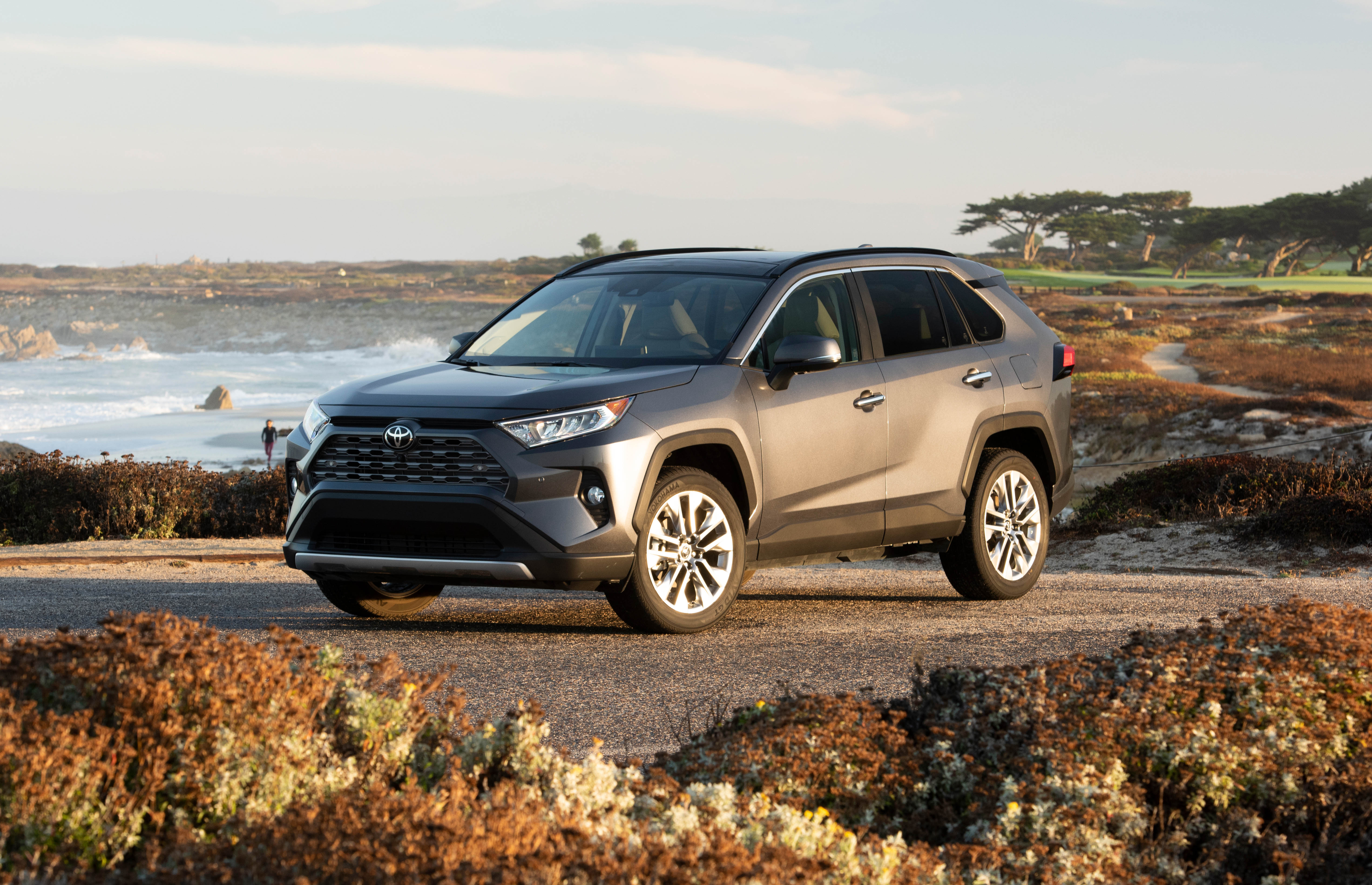 La Toyota RAV4 de nueva generación mantendrá detalles mecánicos de la actual