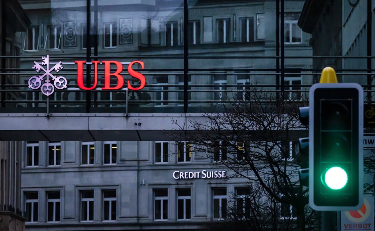 EU investiga vínculos de Credit Suisse y UBS con clientes rusos