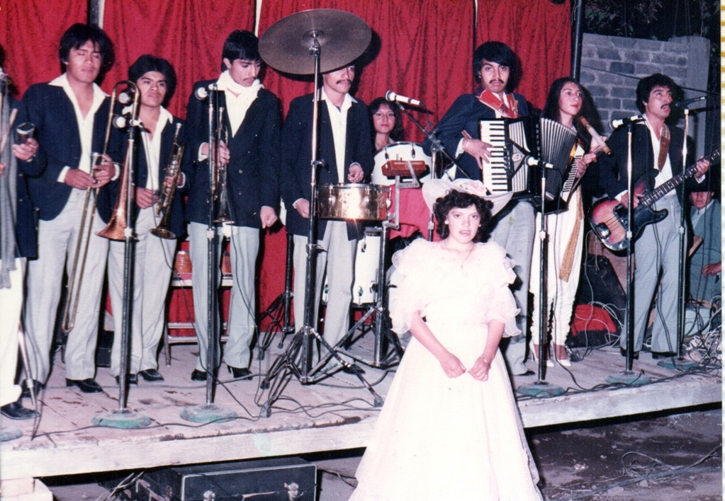 Cuando los Ángeles Azules tocaban en fiestas de XV años