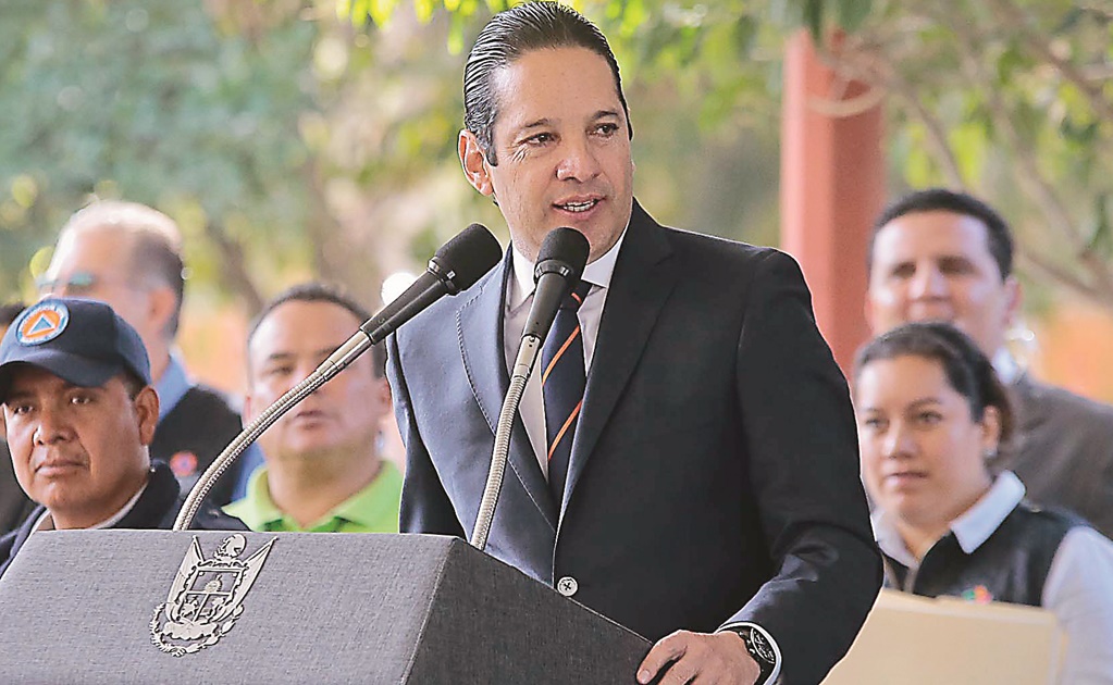 Francisco Domínguez Servién, gobernador de Querétaro, niega vínculos con Juan Collado