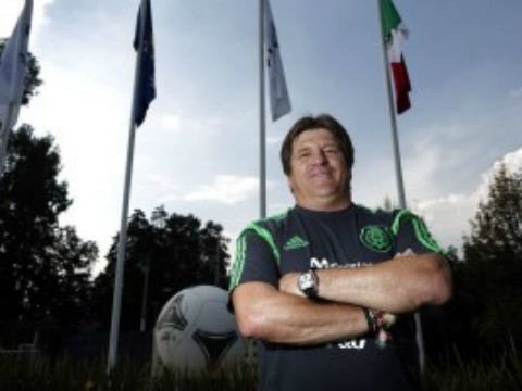 Miguel Herrera convocaría a Vela