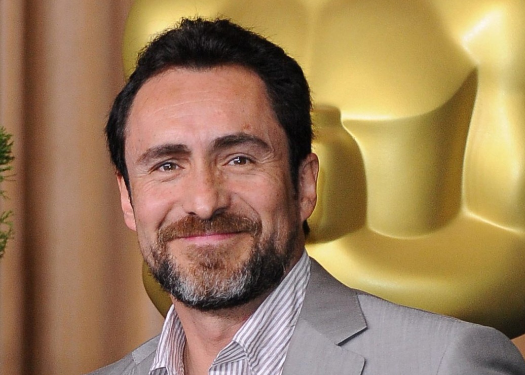 Demián Bichir manifiesta su apoyo al feminismo, "El empoderamiento es fundamental"