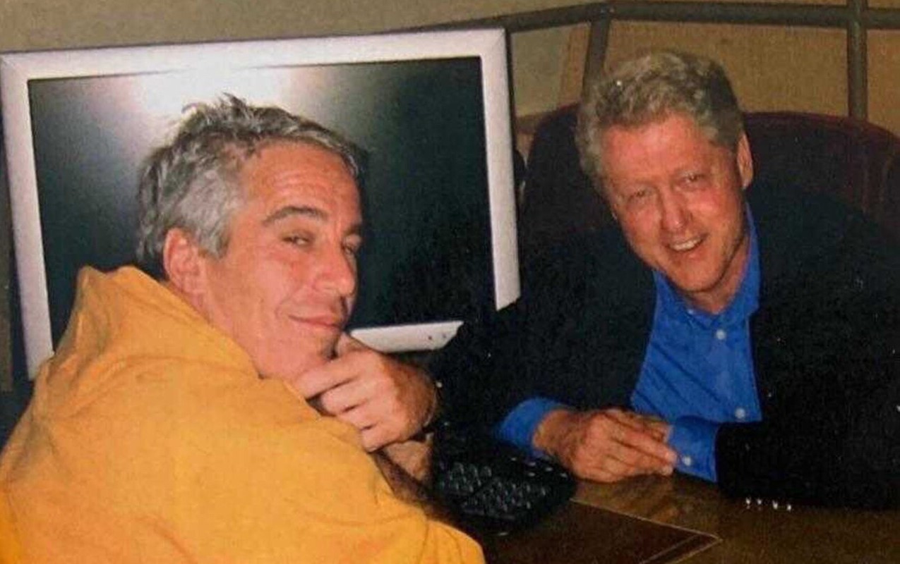 Lista Epstein: revelan supuesto chantaje de Bill Clinton a revista para evitar que hablara del magnate