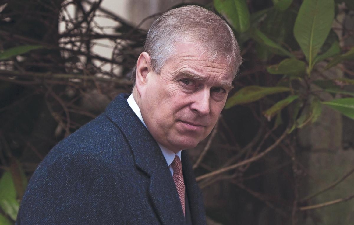 Andrés de York desesperado por retomar su papel dentro de la realeza