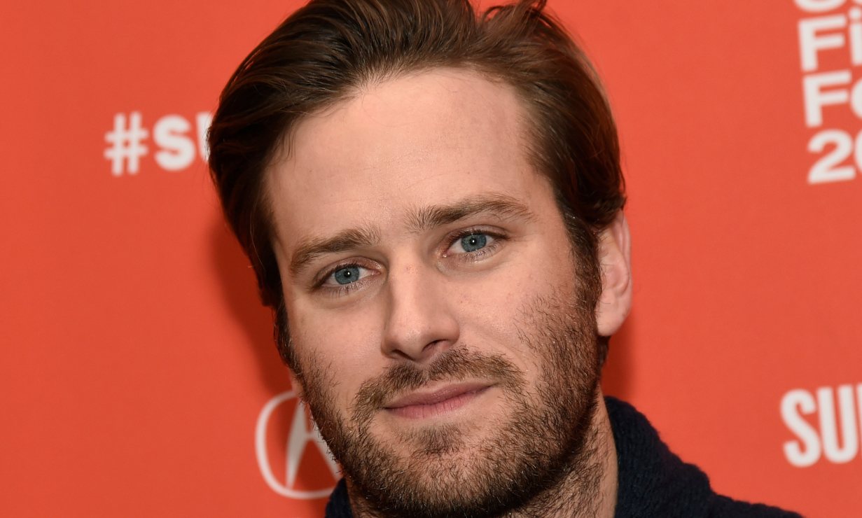 Armie Hammer rompe el silencio sobre acusaciones de canibalismo y otros delitos sexuales