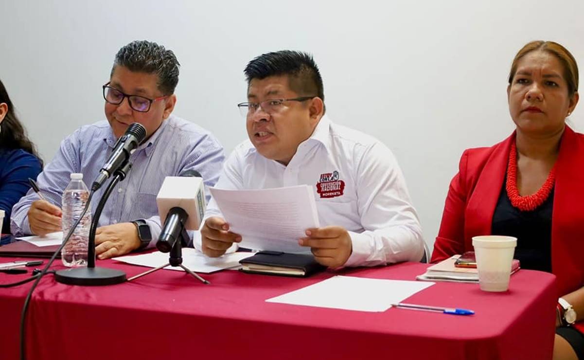 Cuestionan morenistas de Guerrero recursos para el traslado de más de 10 mil personas a la marcha de AMLO