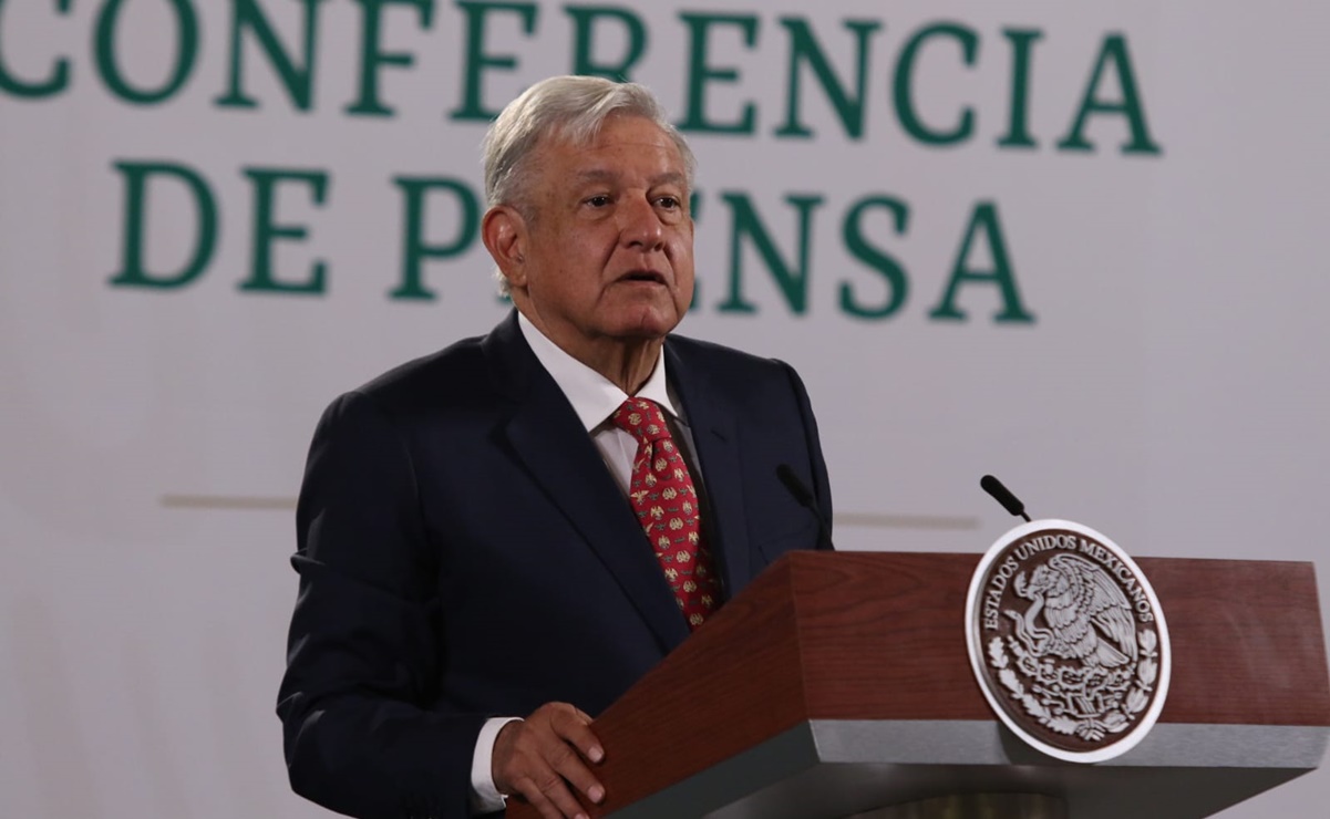 Fuerzas armadas deben respetar los derechos humanos, no reprimir ni cometer masacres: AMLO